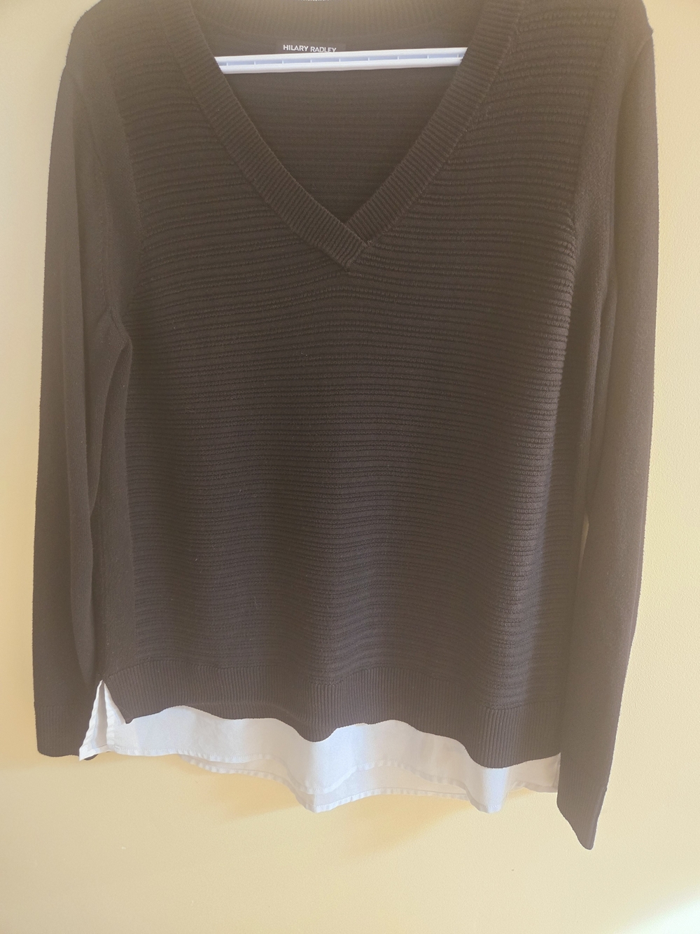 Hilary Radley Layered 2-in-1 V-Neck Ribbed Knit Sweater Black White Hem Size L